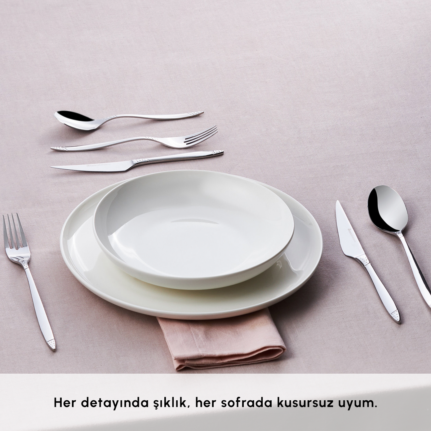 Elegance Holey Platinum 12 Person 84 Piece Cutlery Set