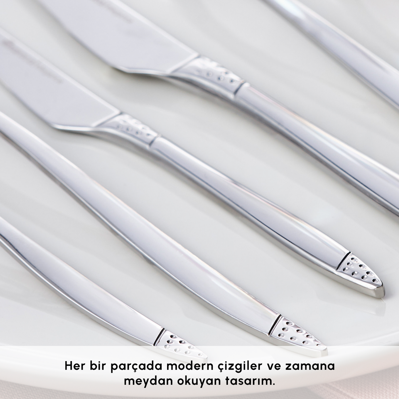 Elegance Holey Platinum 12 Person 84 Piece Cutlery Set