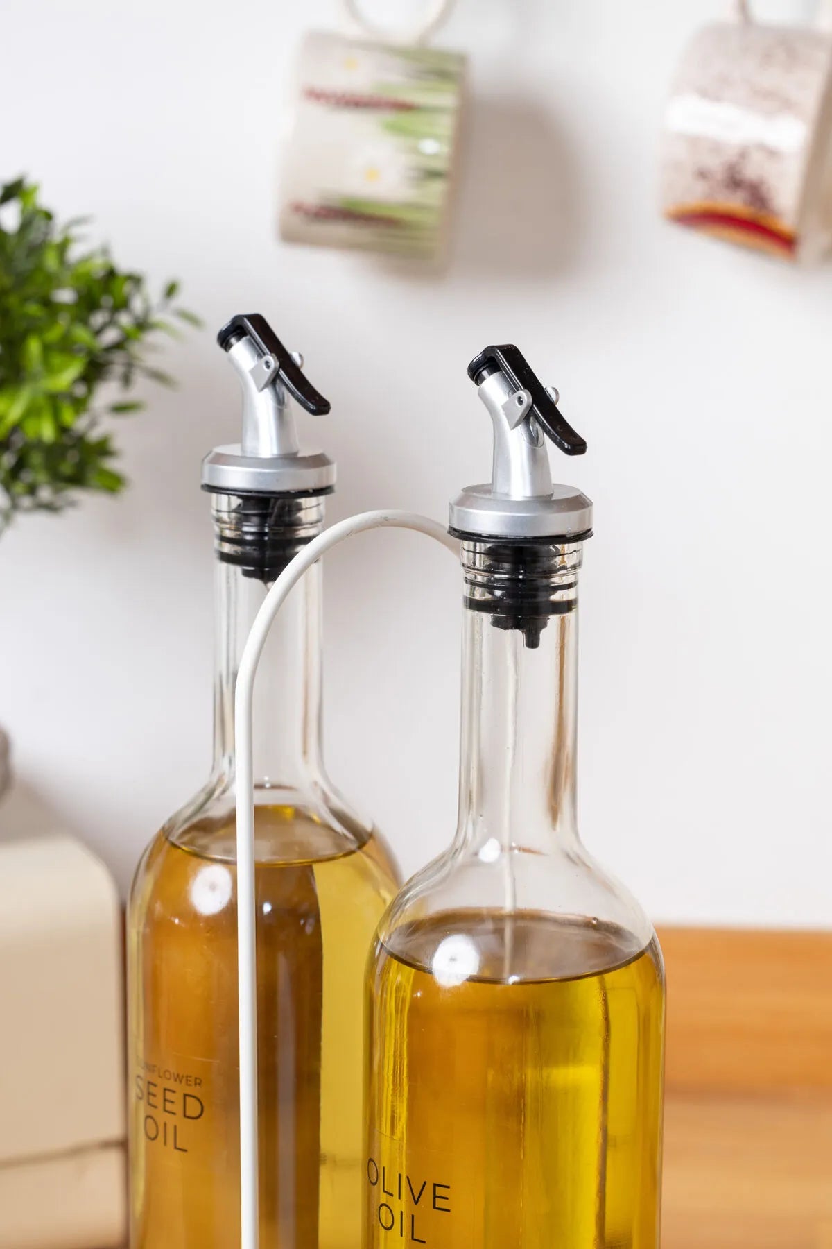Tokyo Stand 2 Oil Bottles