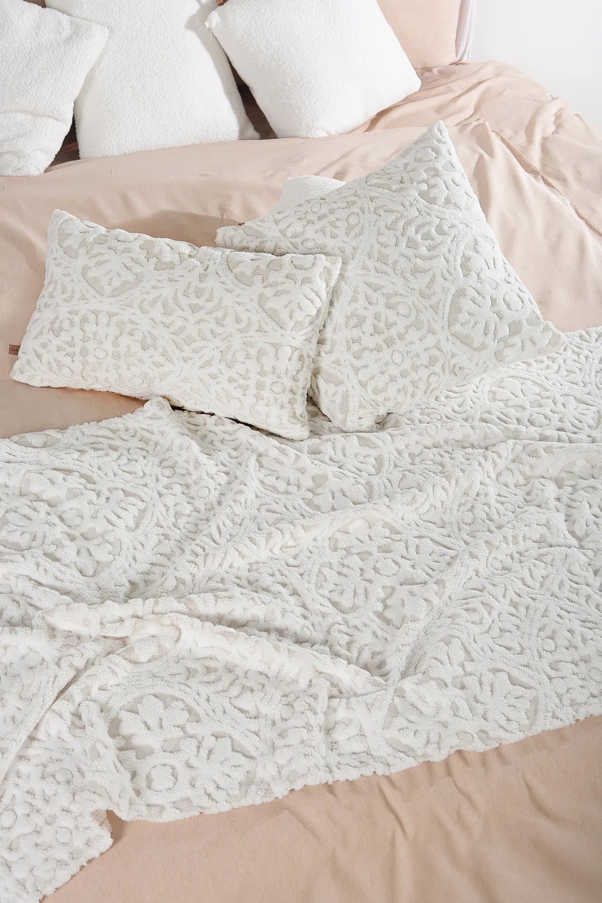 Motive Bed Runner Set Scandinavian Bohemian Pattern