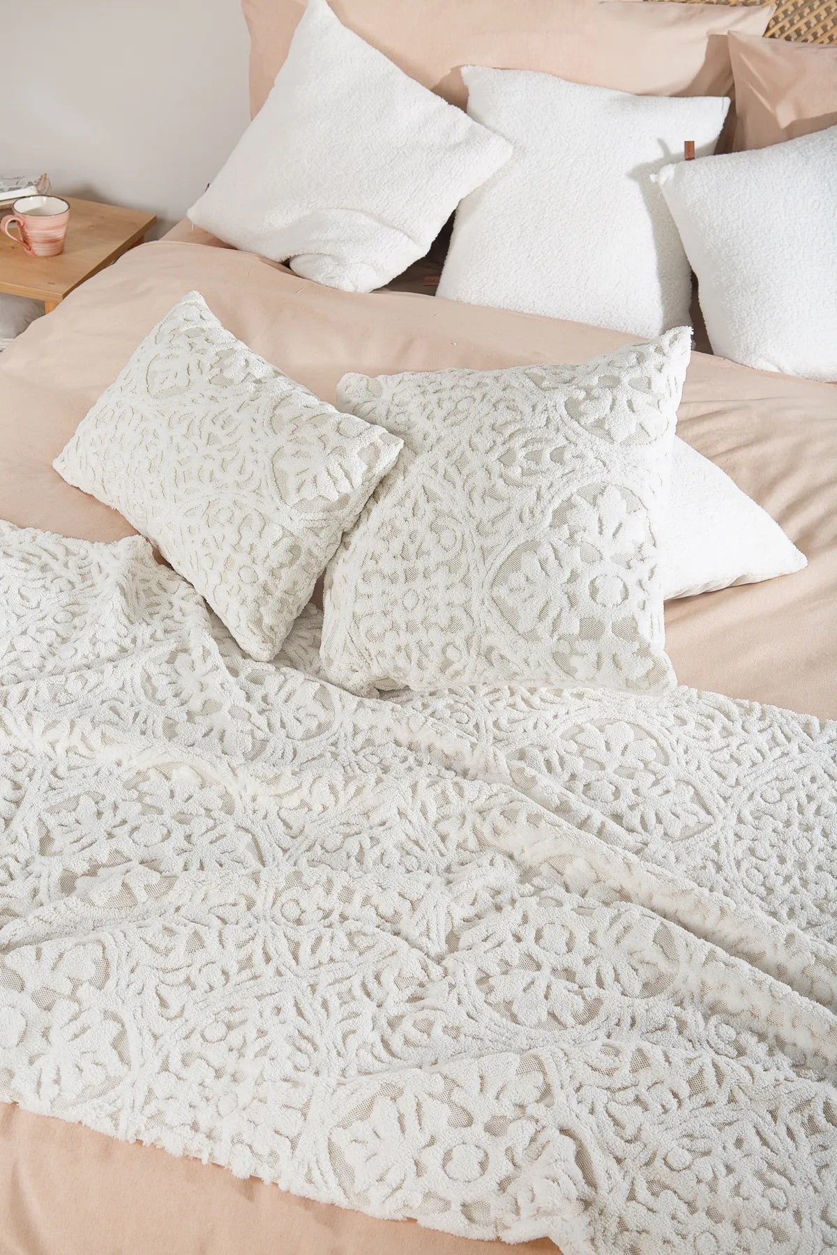 Motive Bed Runner Set Scandinavian Bohemian Pattern