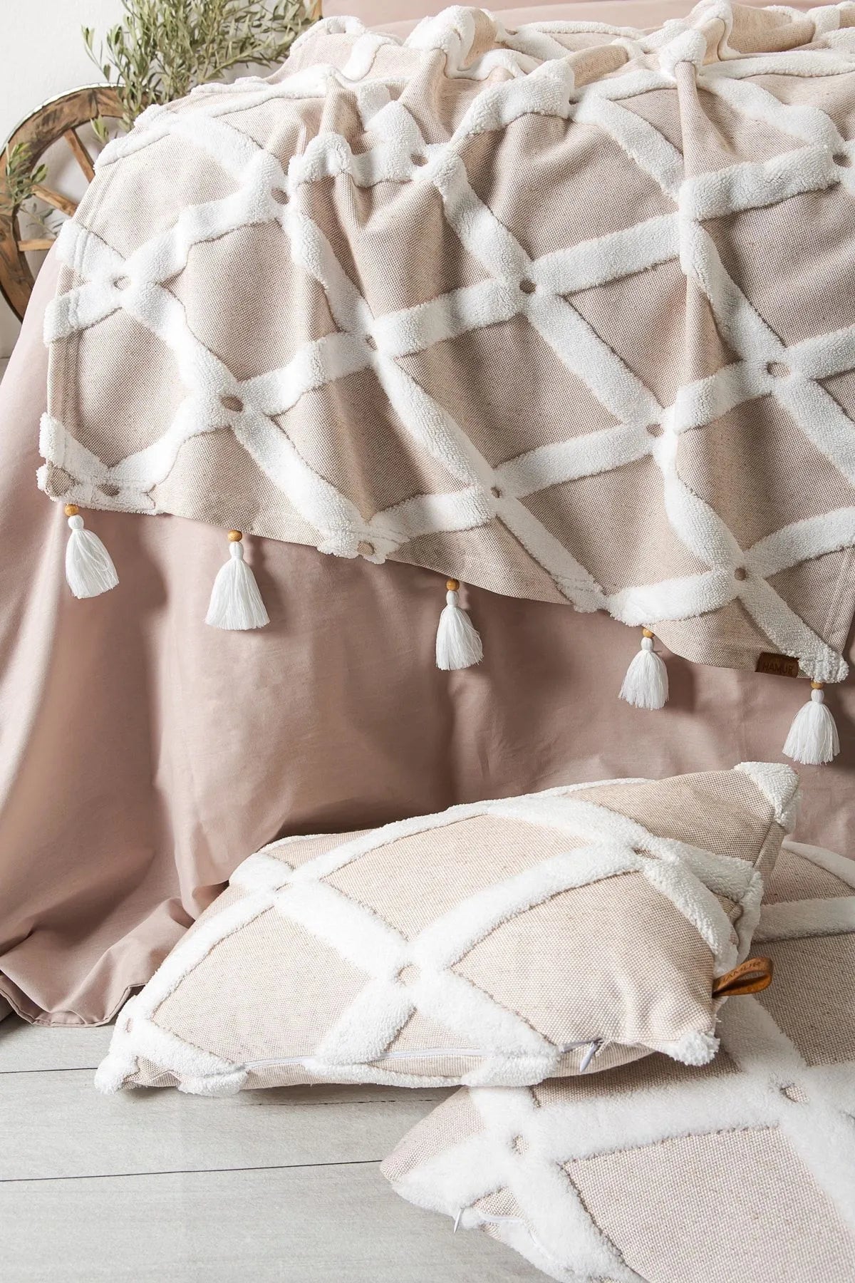 Bella Bed Runner Set Scandinavian Bohemian Pattern