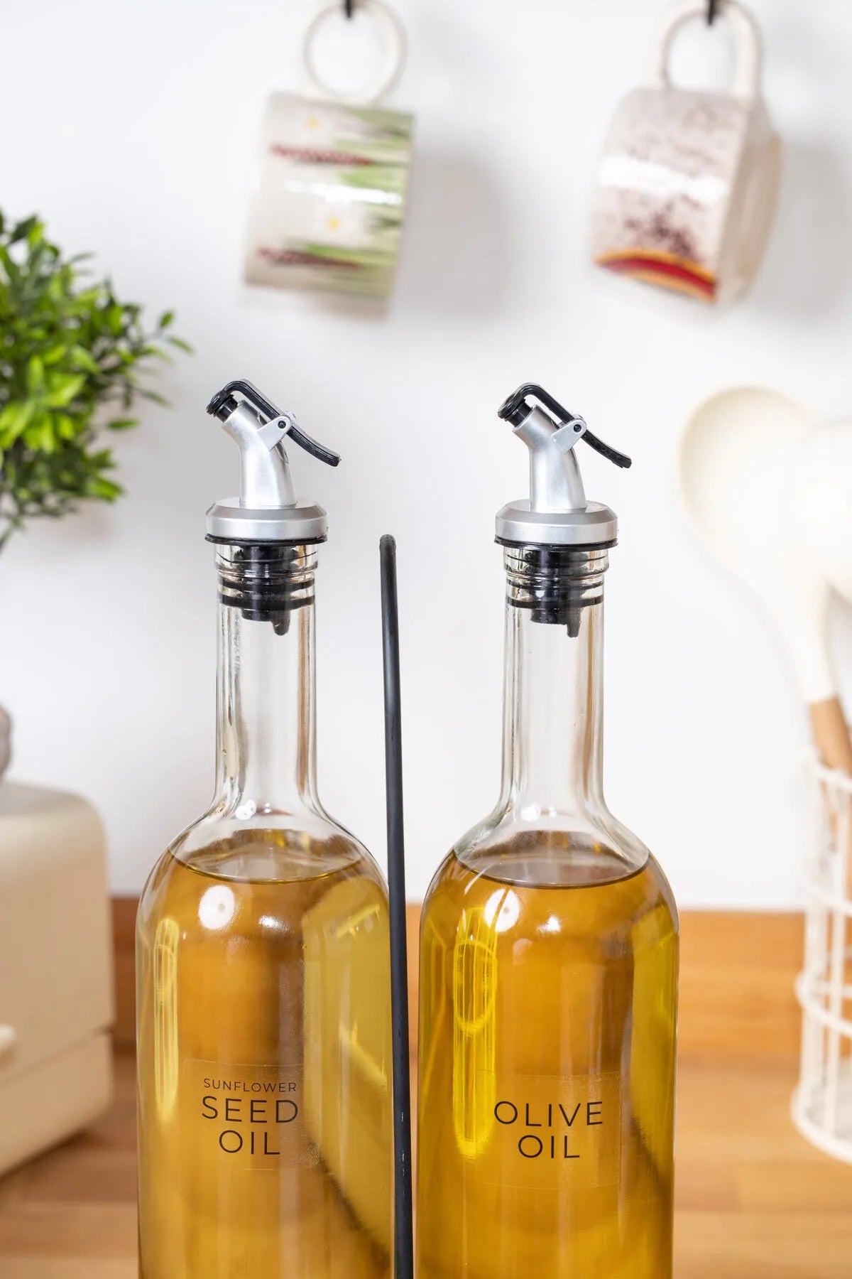 Tokyo Stand 2 Oil Bottles
