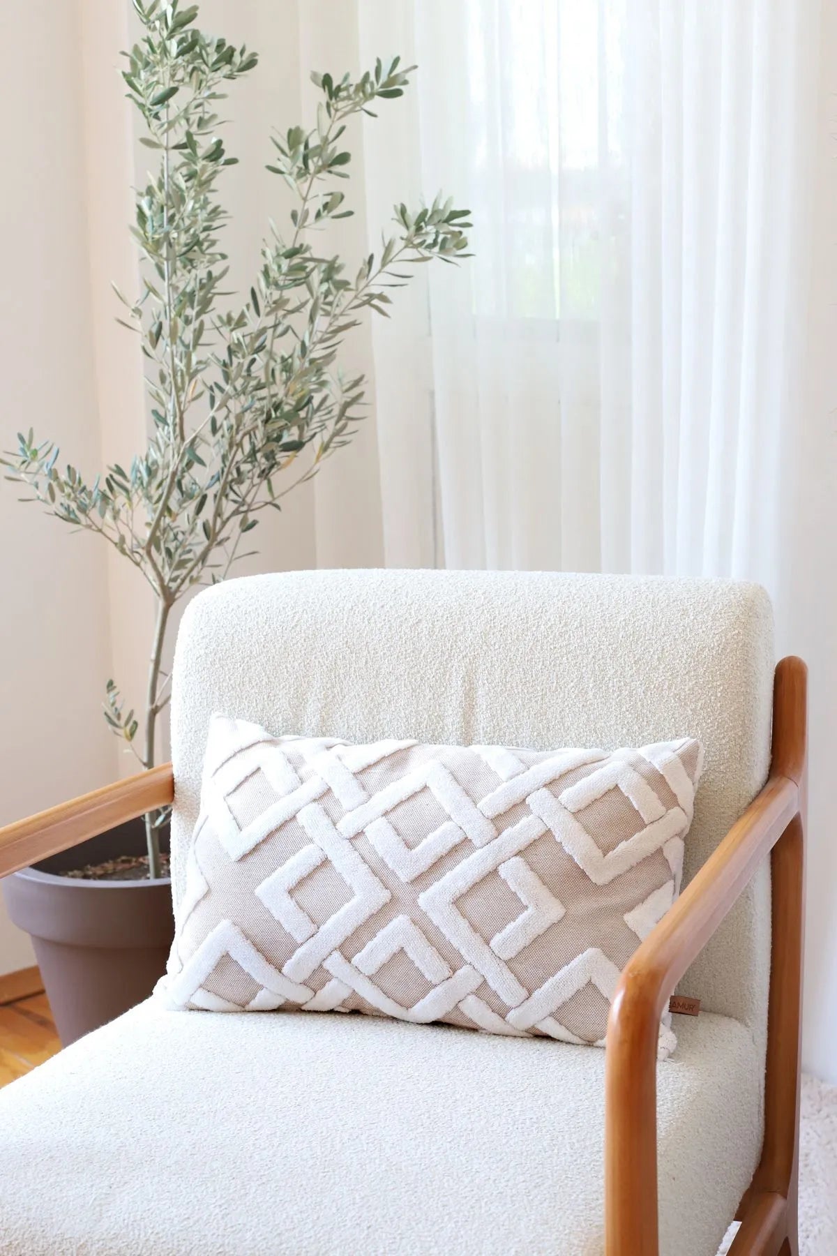 Mila Decorative Pillowcase Scandinavian Bohemian Design (1 Piece)