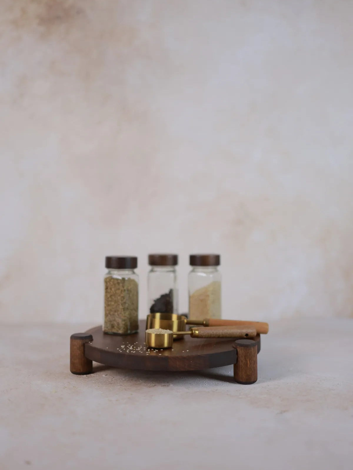 Wooden Round Accacia Stand 25 cm