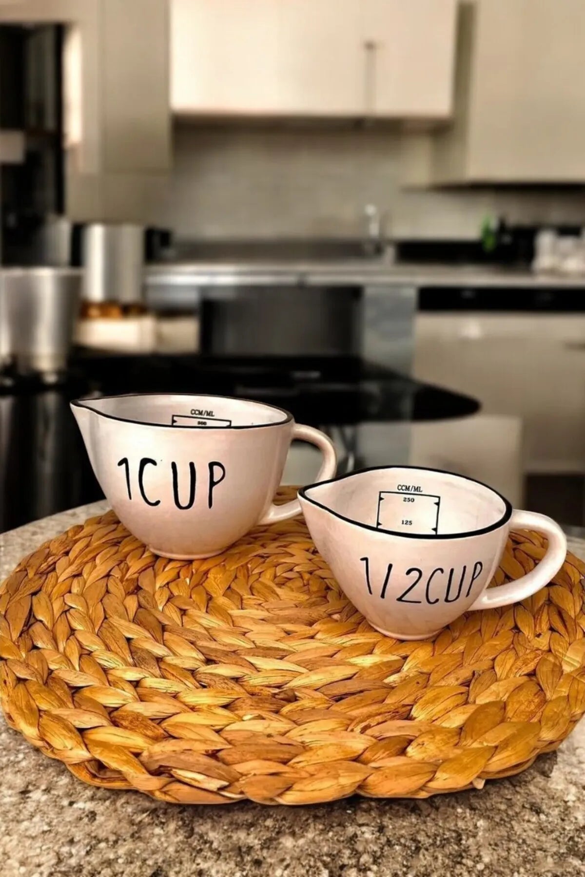2 Piece Porcelain Measuring Cup