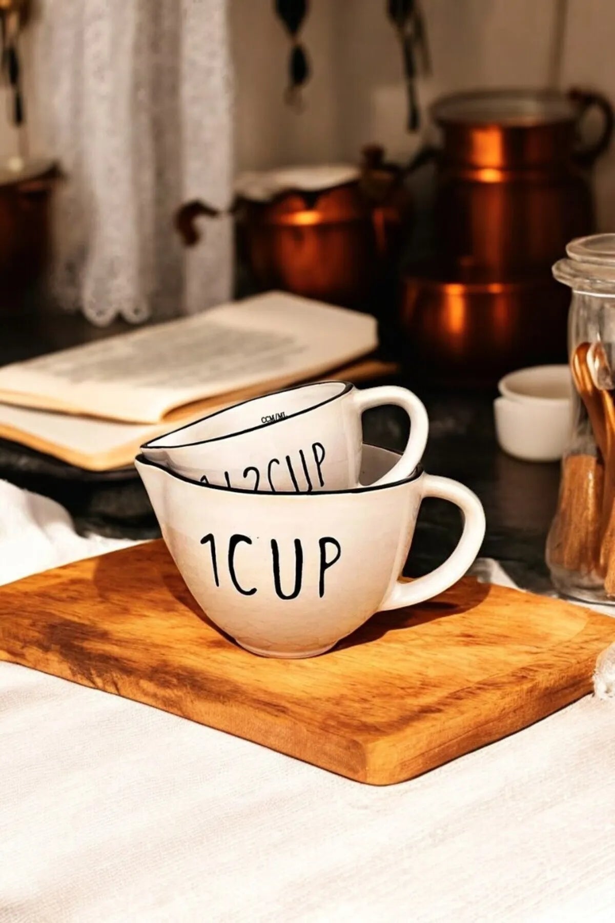 2 Piece Porcelain Measuring Cup