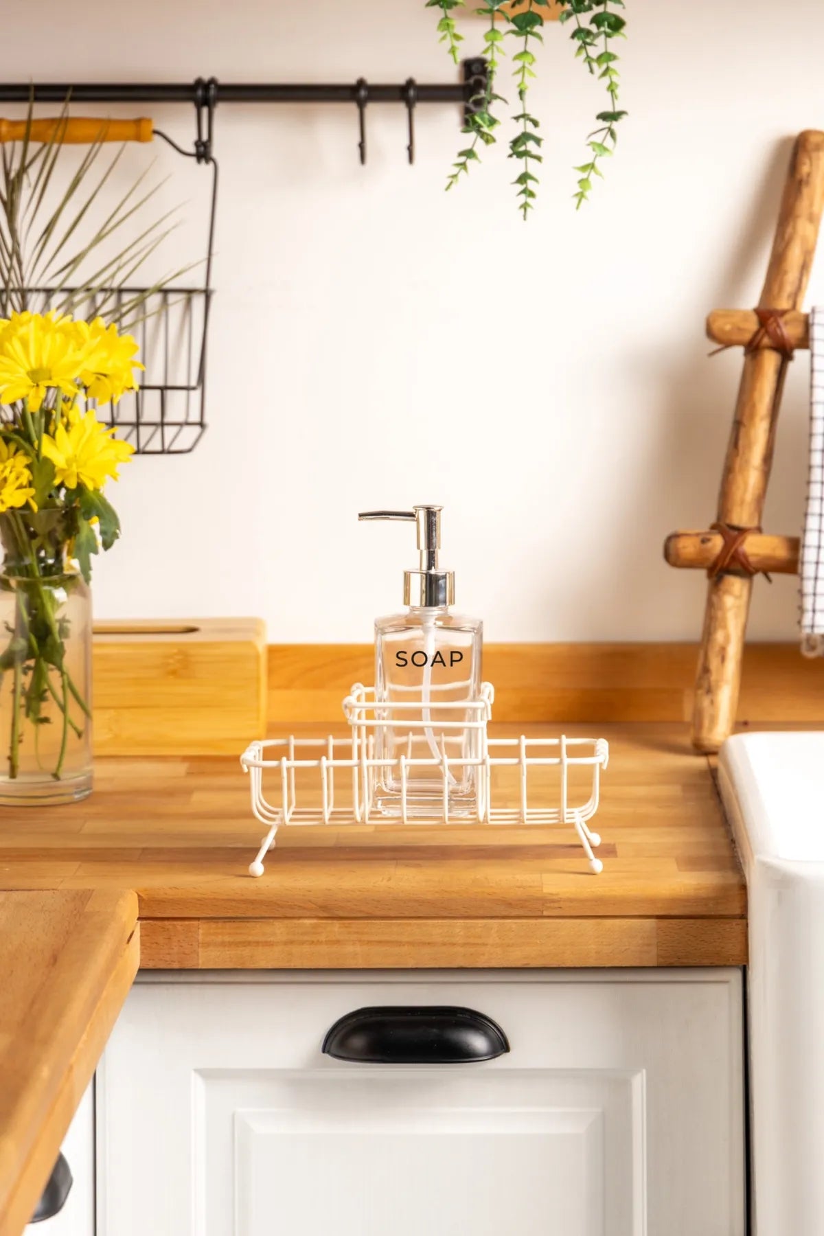 Cremma Single Stand Liquid Soap Dispenser