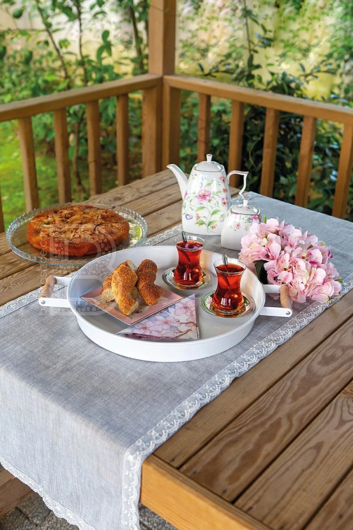 3 Piece Set Wooden Handle Metal Trays
