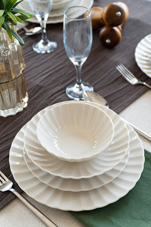 Derya 24 Piece Plain Dinner Set for 6 People
