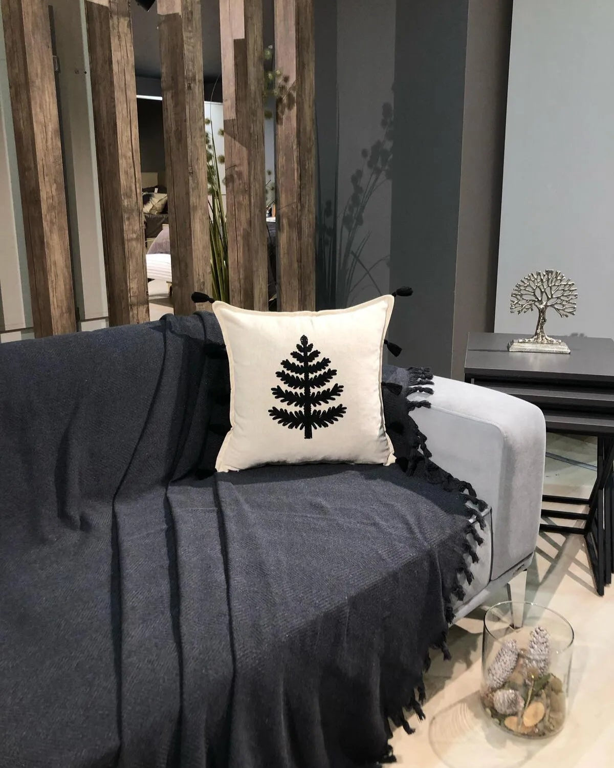 1 Piece Woven Hand Tied Sofa Cover