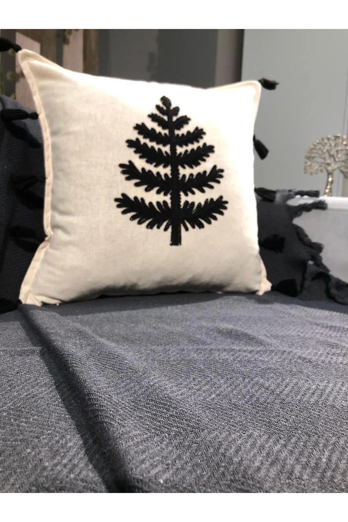 1 Piece Woven Hand Tied Sofa Cover