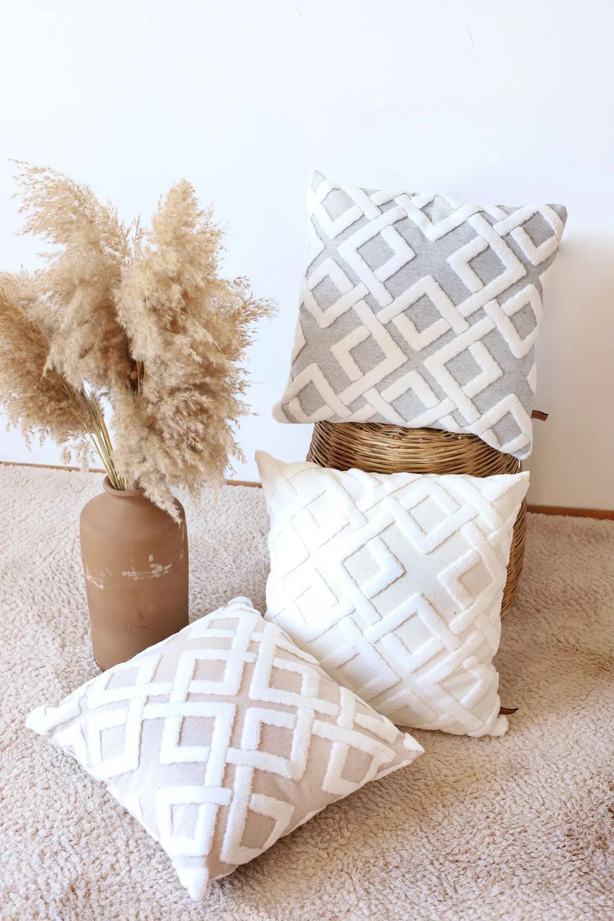 Mila Decorative Pillowcase Scandinavian Bohemian Design (1 Piece)