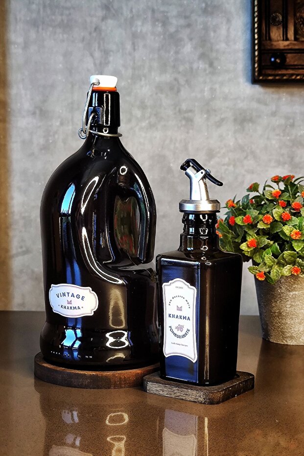 Wooden Stand Black Amber 2 Piece Italian Oil Set