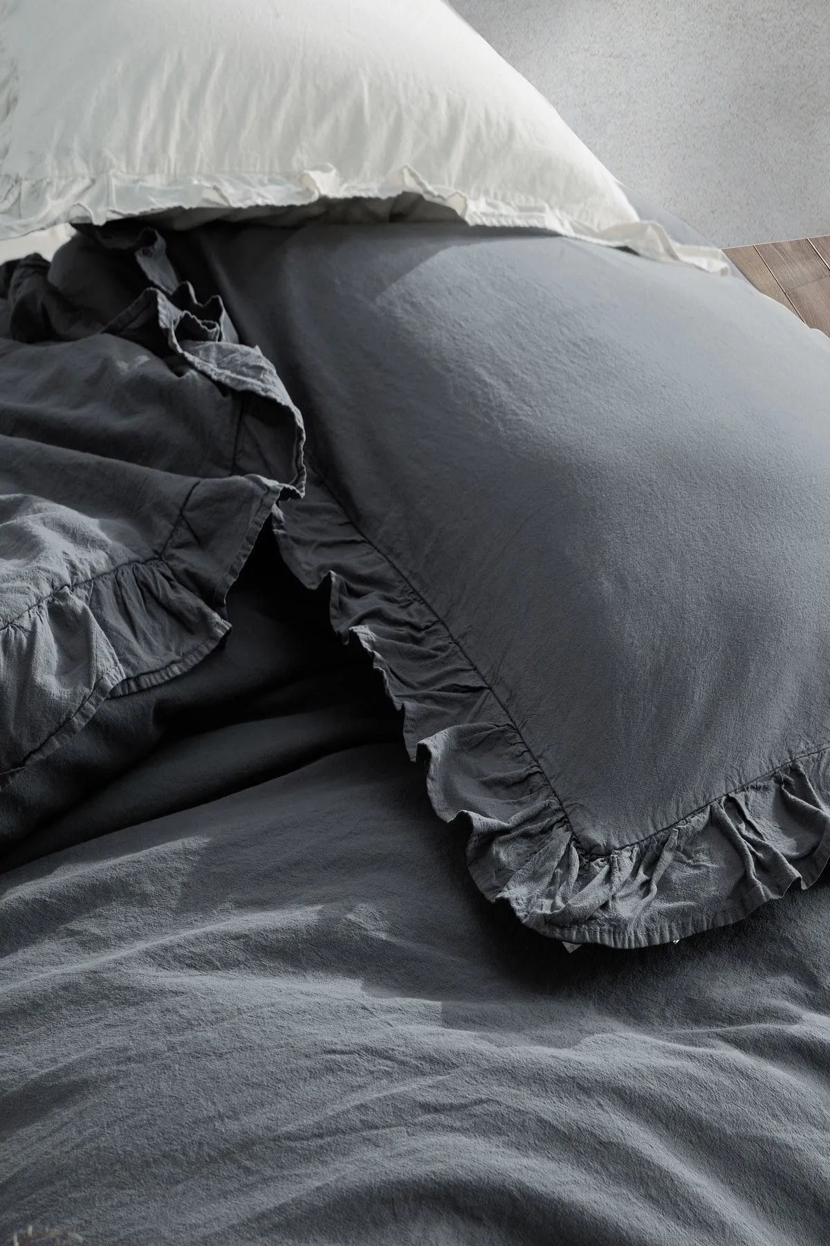 Graphite 100% Cotton Ruffle Washable Duvet Cover Set