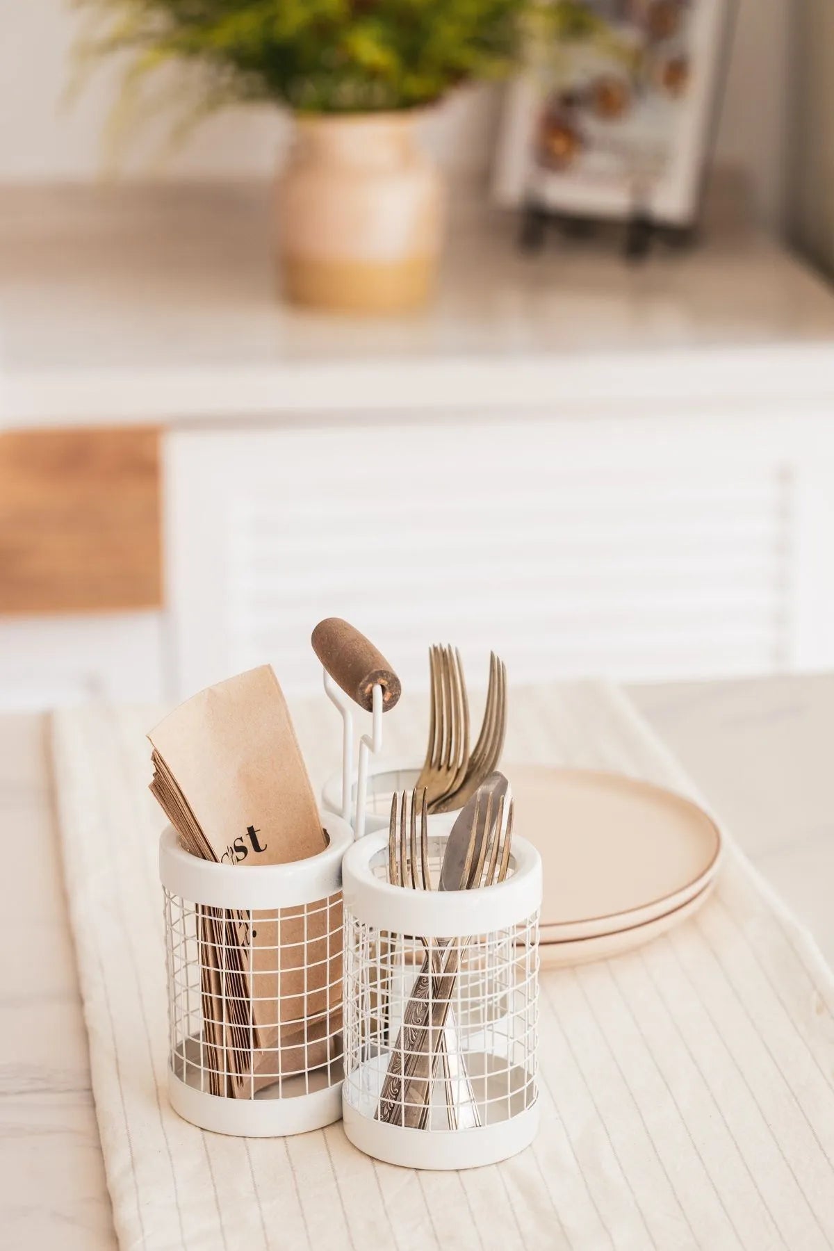 Wire Cutlery Storage Container
