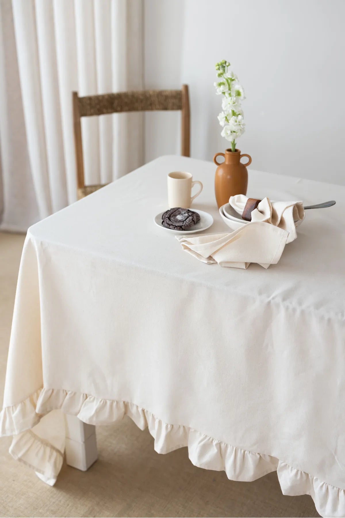 Linen Ruffle Beige Tablecloth