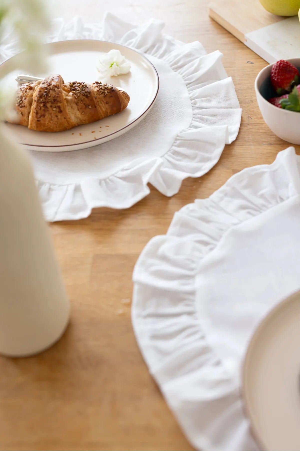 6 Piece Linen Round Placemat American Service 40cm