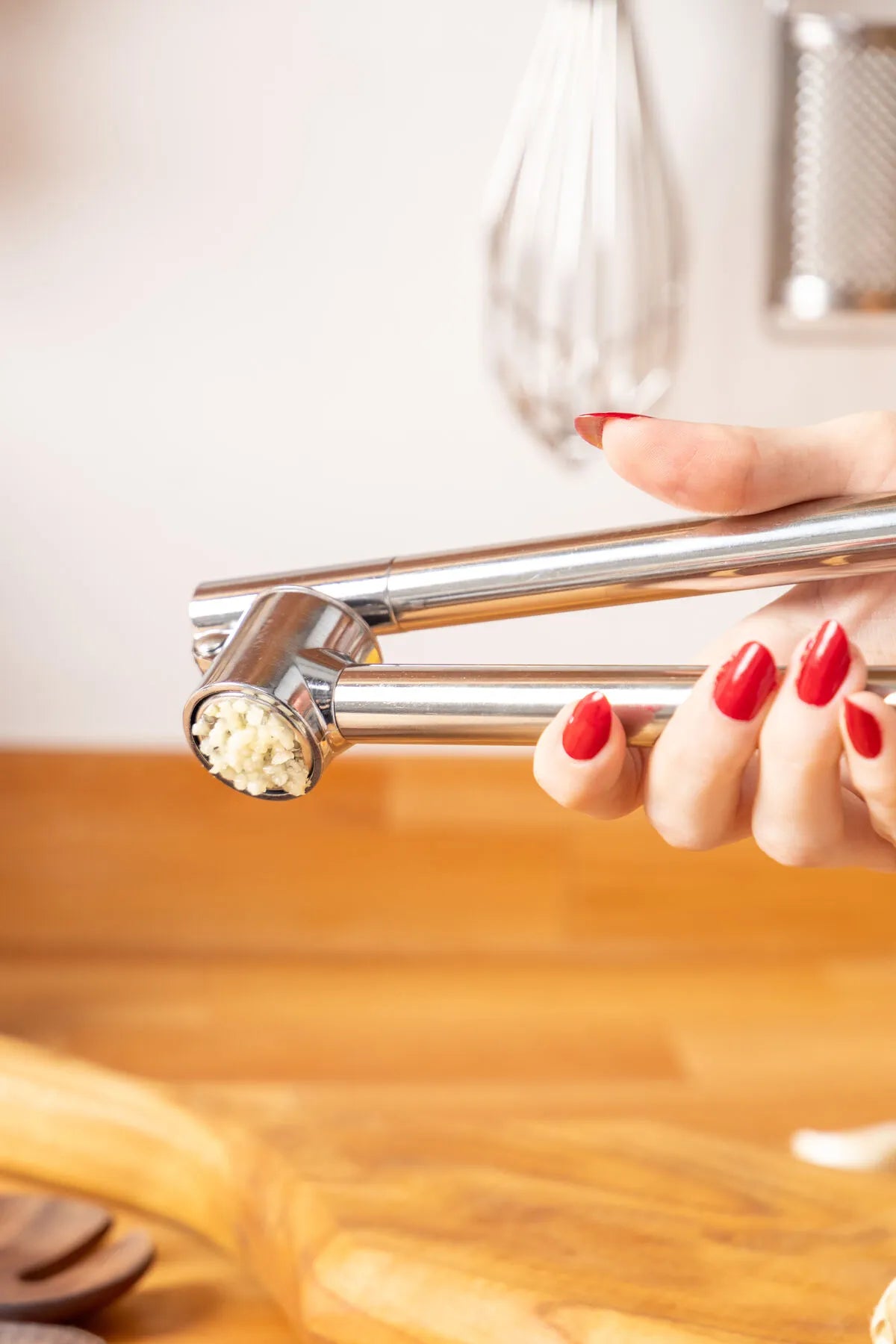 Nolian Steel Garlic Crusher