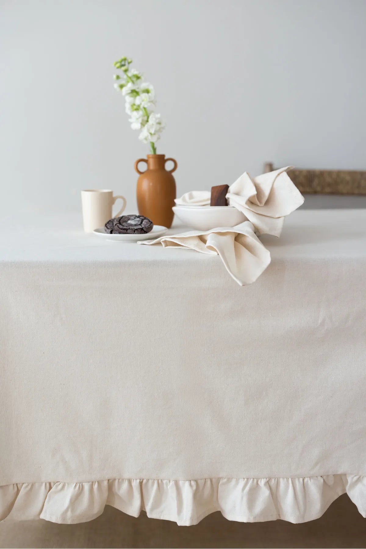 Linen Ruffle Beige Tablecloth
