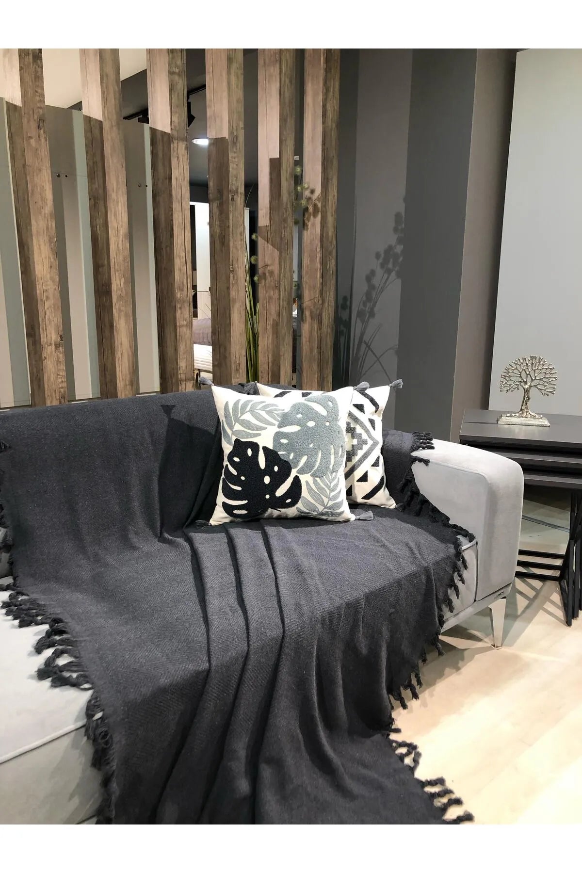 1 Piece Woven Hand Tied Sofa Cover