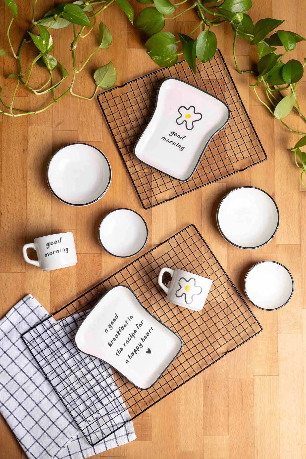 Rione 8 Piece 2 Person Breakfast Set