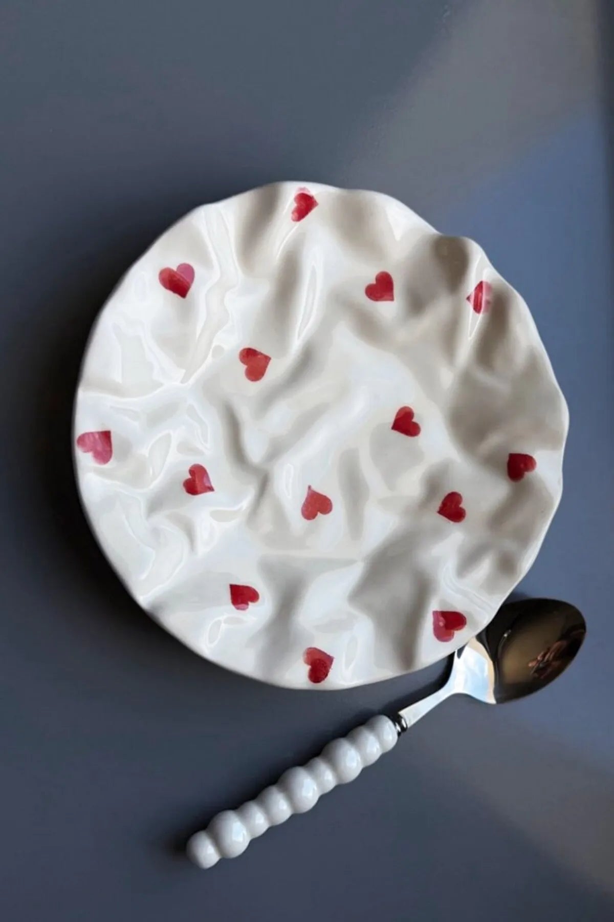 2 Piece Set 19cm - Heart Detailed Matte Ceramic Wrinkled Design Handmade Plates