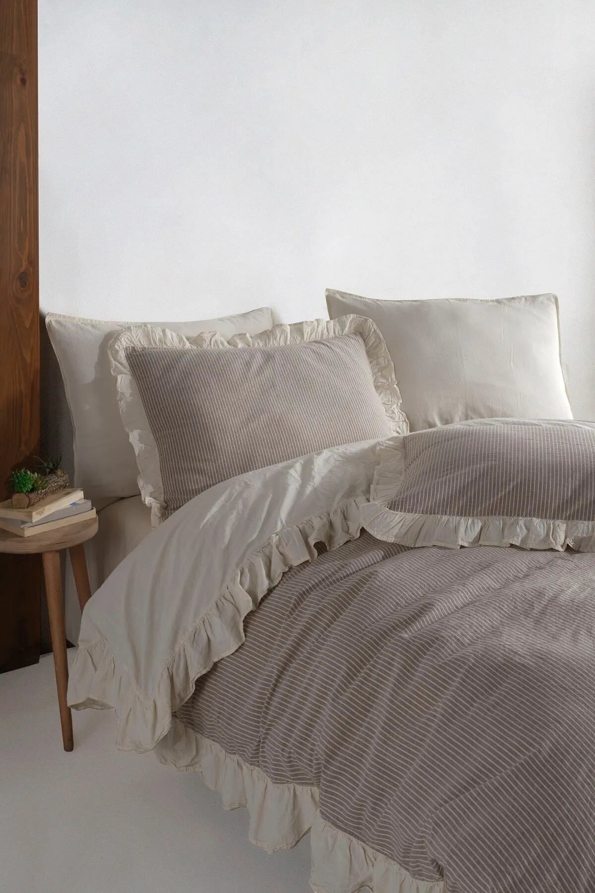 Ruffle 100% Cotton Ruffle Washable Duvet Cover Set