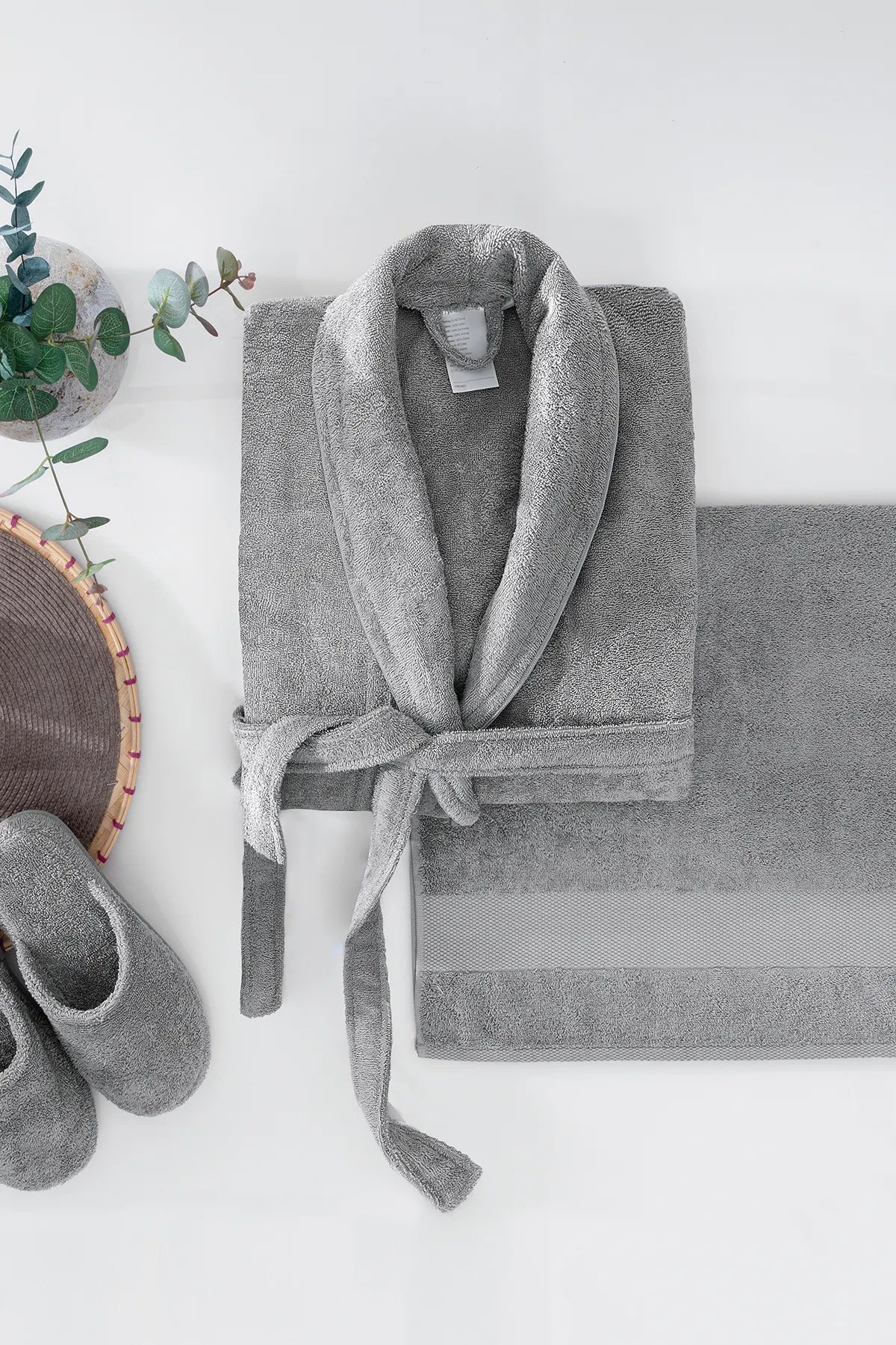 Essentials 3-Piece Bathroom Set | Slippers (42-44)