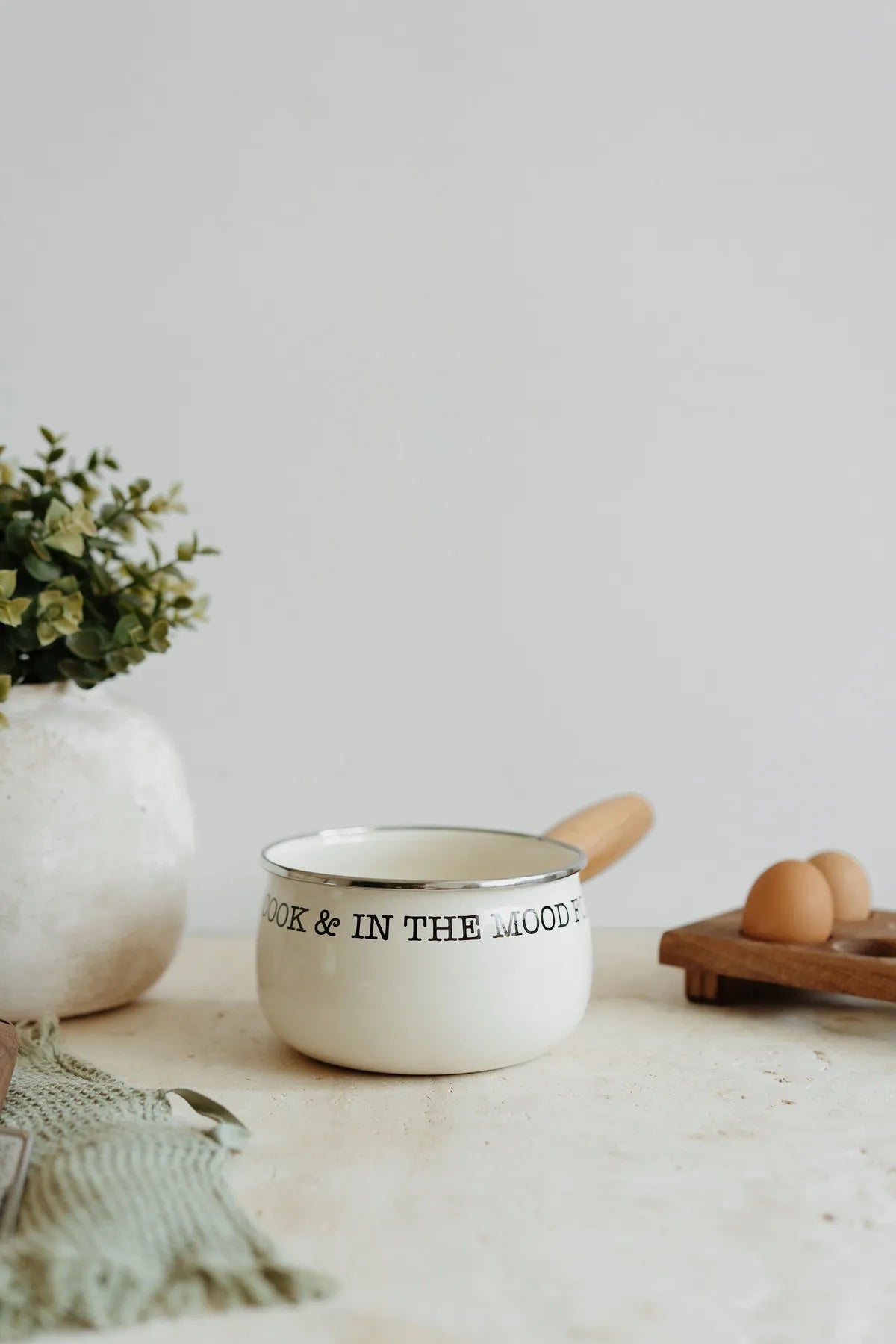 Mood Enamel Wooden Handle Pan
