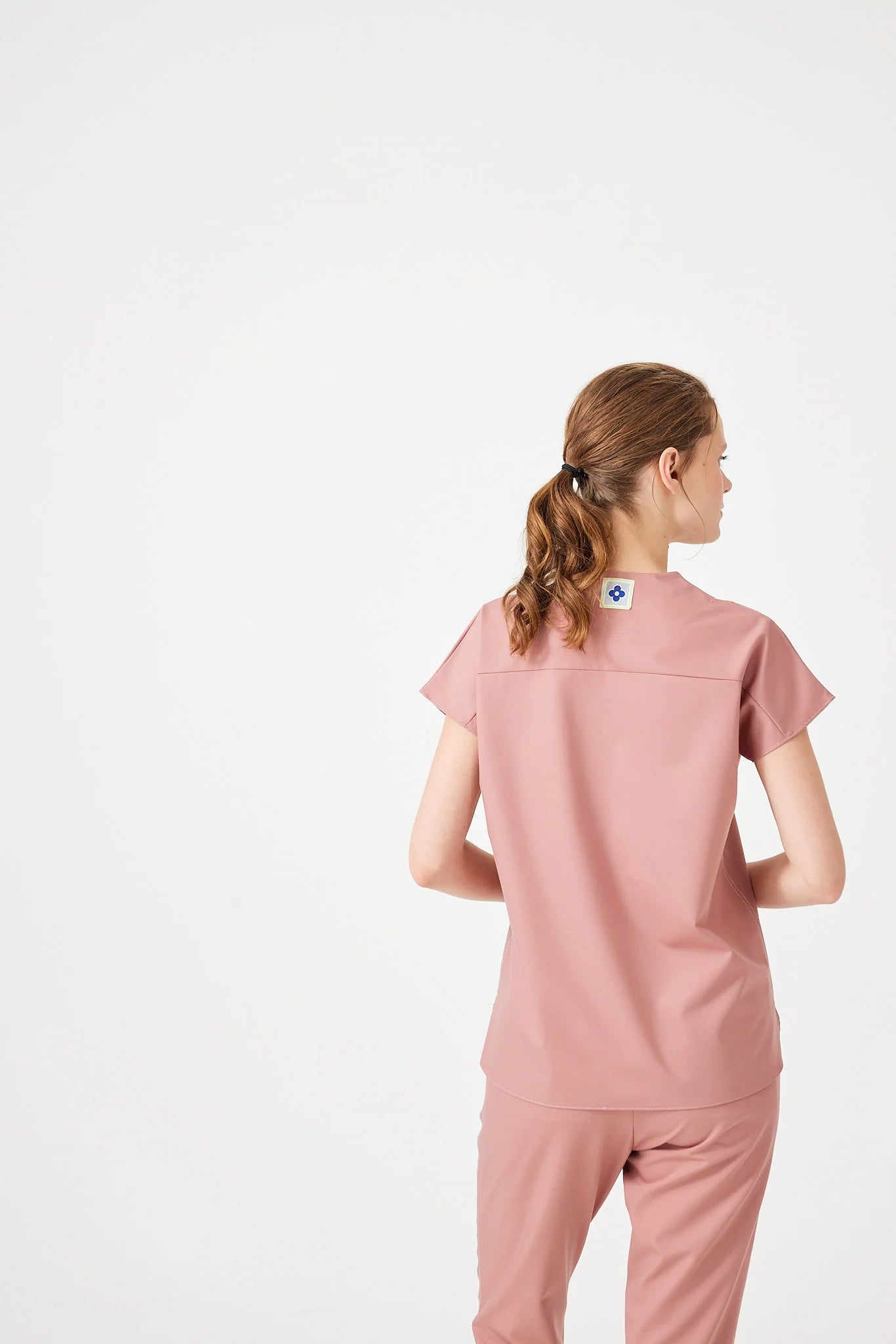 Cosa Fortius® Women's V-Neck Top - Powder Pink