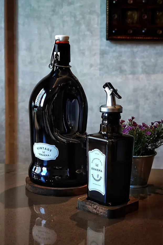 Wooden Stand Black Amber 2 Piece Italian Oil Set