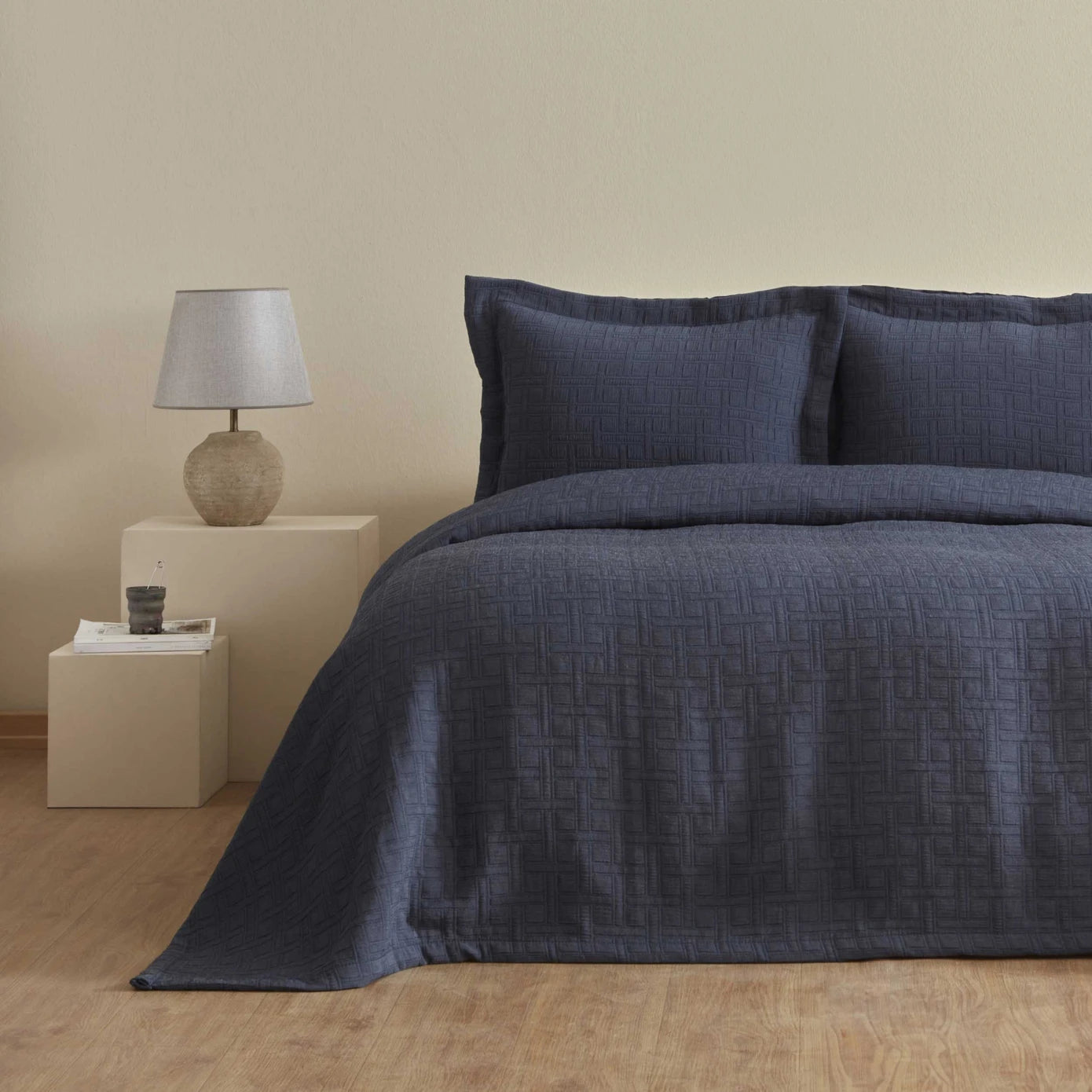 Corner Double Bedspread Set