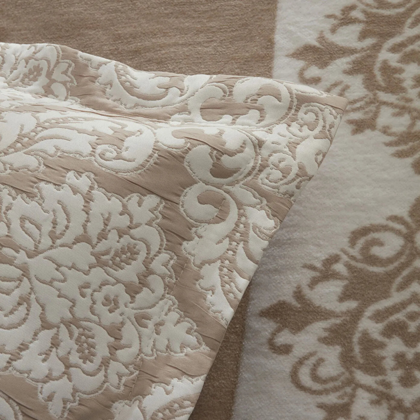 Timeless 8 Piece Set - Beige