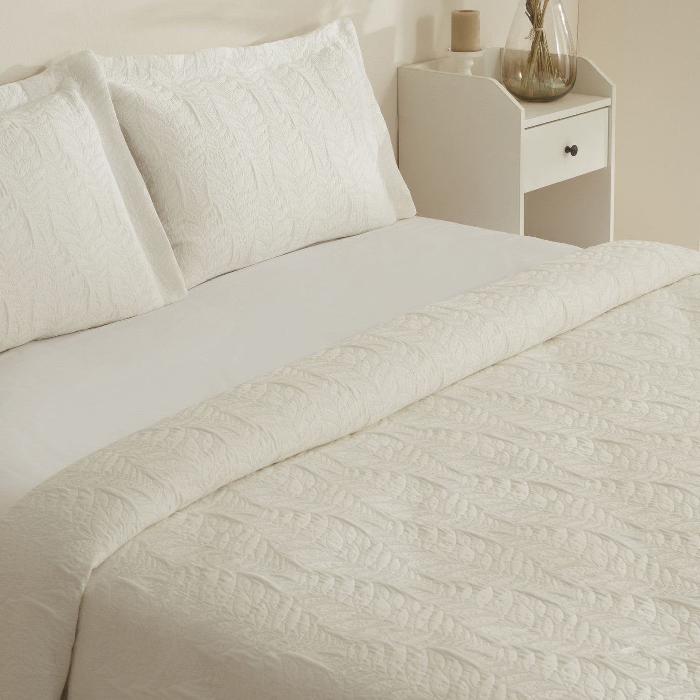 Serenity Double Bedspread Set