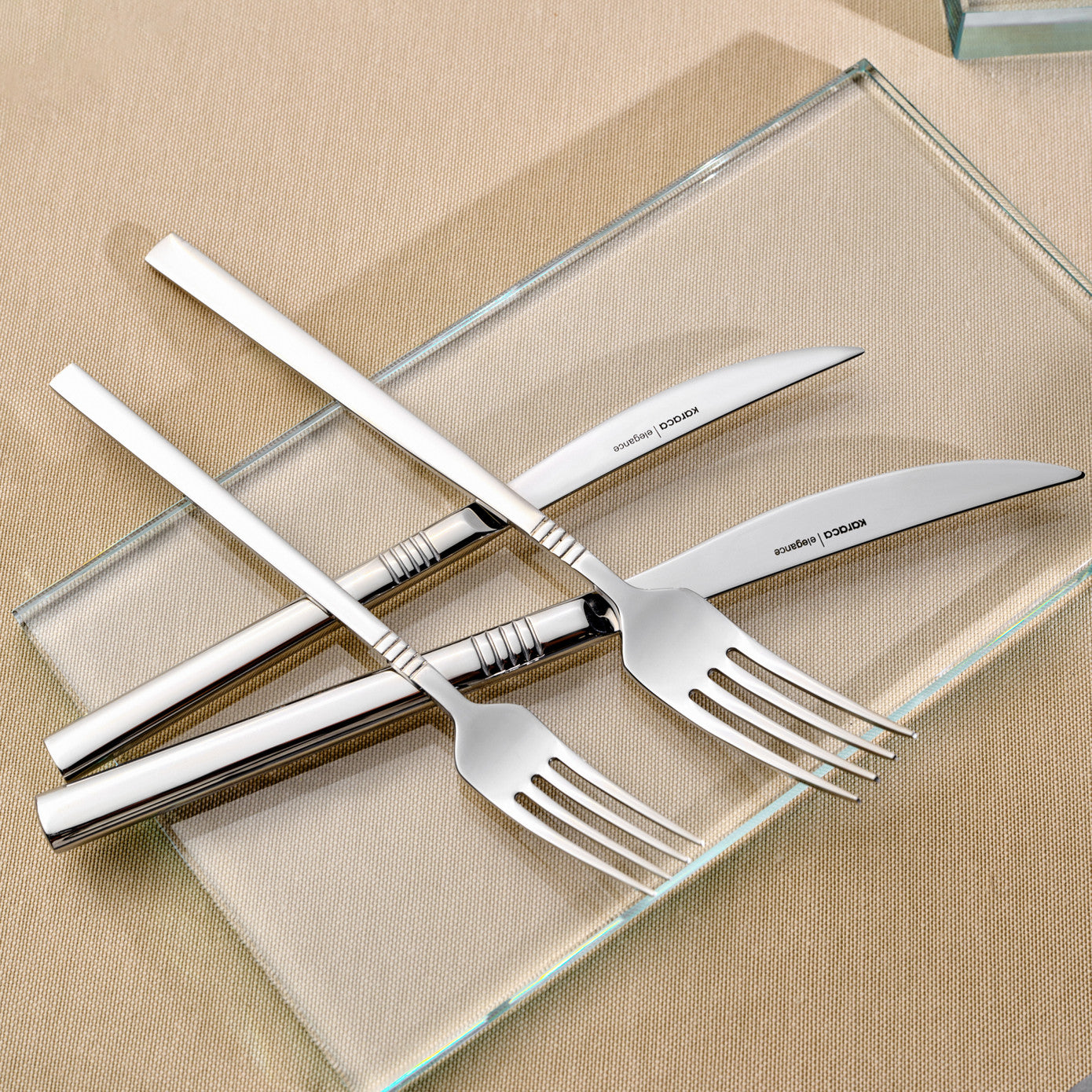 Elegance Nil Platinum 12 Person 84 Piece Cutlery Set