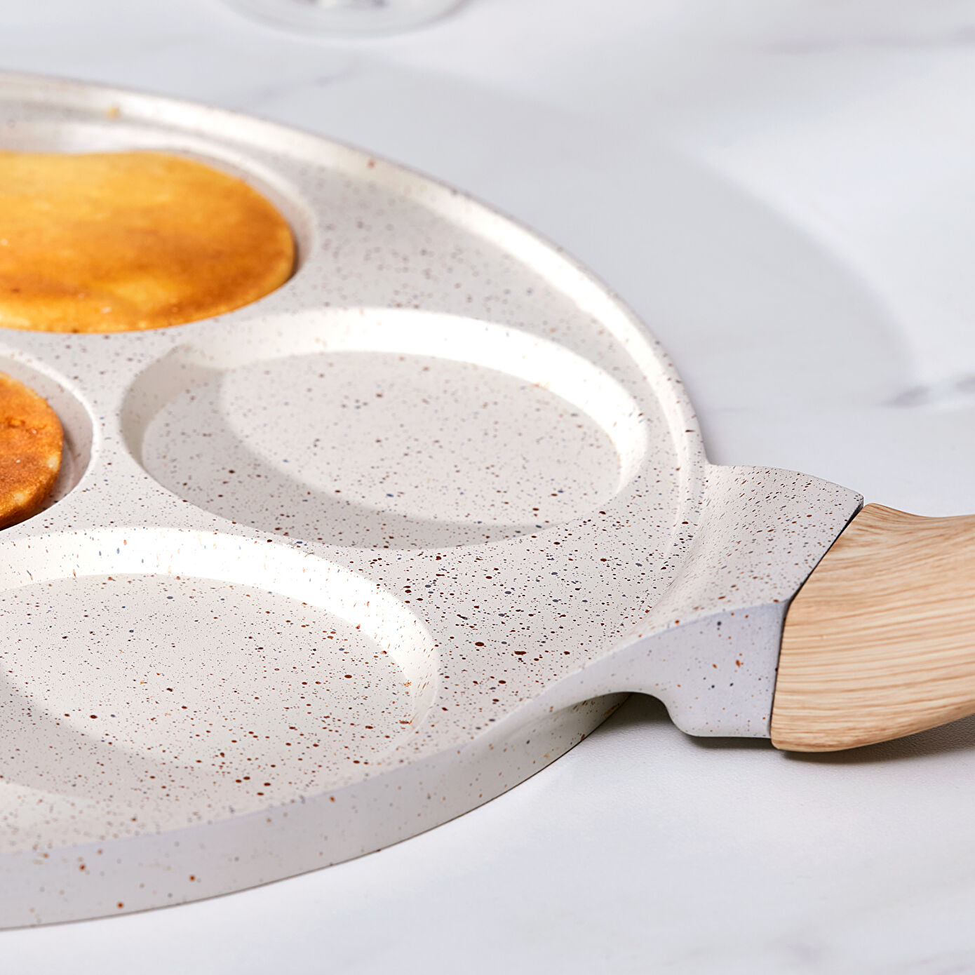 Biogranite Cast Iron Pancake Pan 26 cm