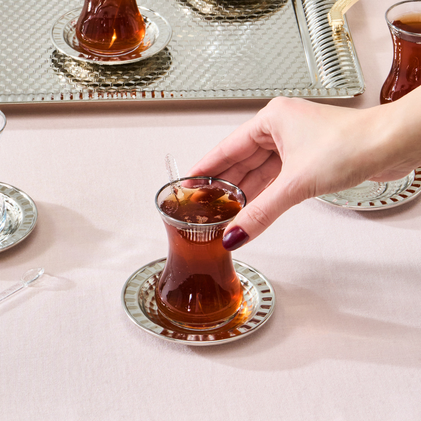 Nehir 19 Piece Tea Set