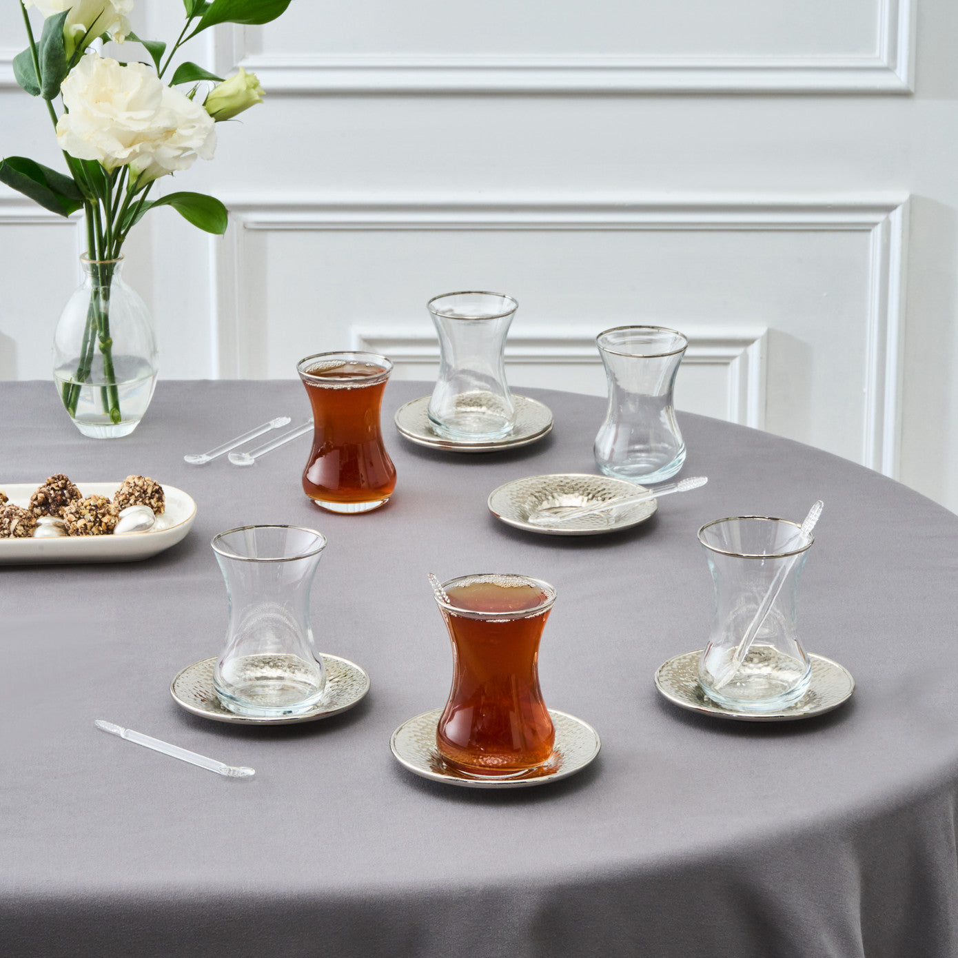 Ada 18 Piece Tea Set for 6 People Platinum