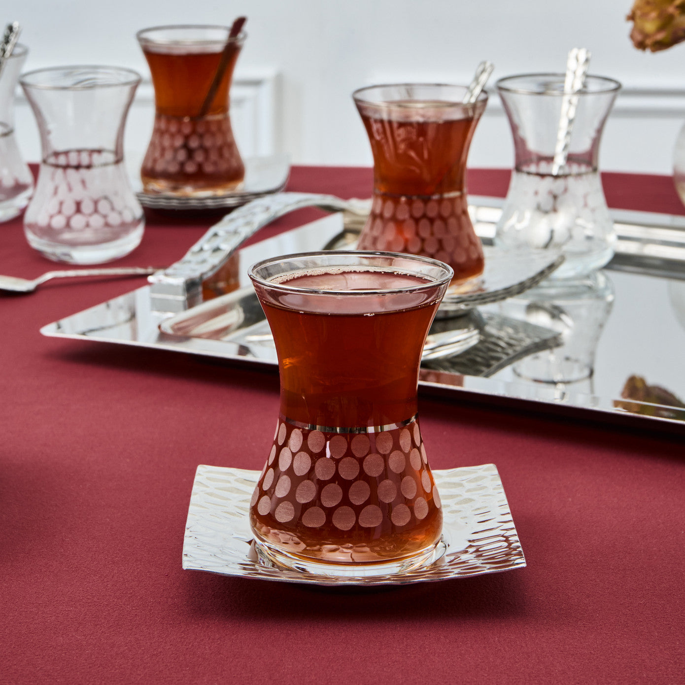 Cella 40 Piece Tea Set for 12 People - Platinum