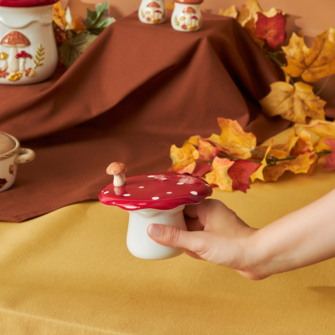 Cozy Cake Stand 12 cm