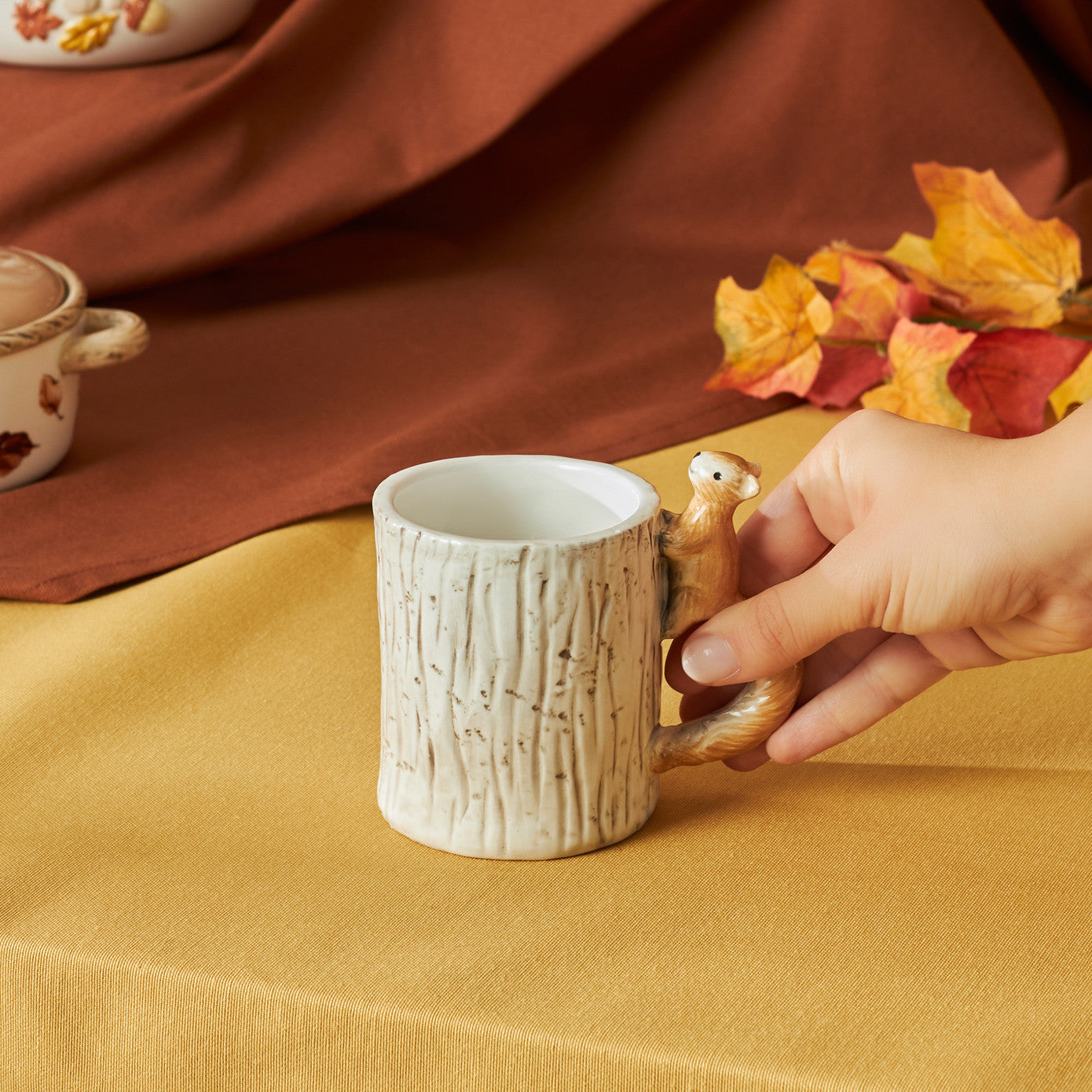 Cozy Squirrel Mug 220 ml