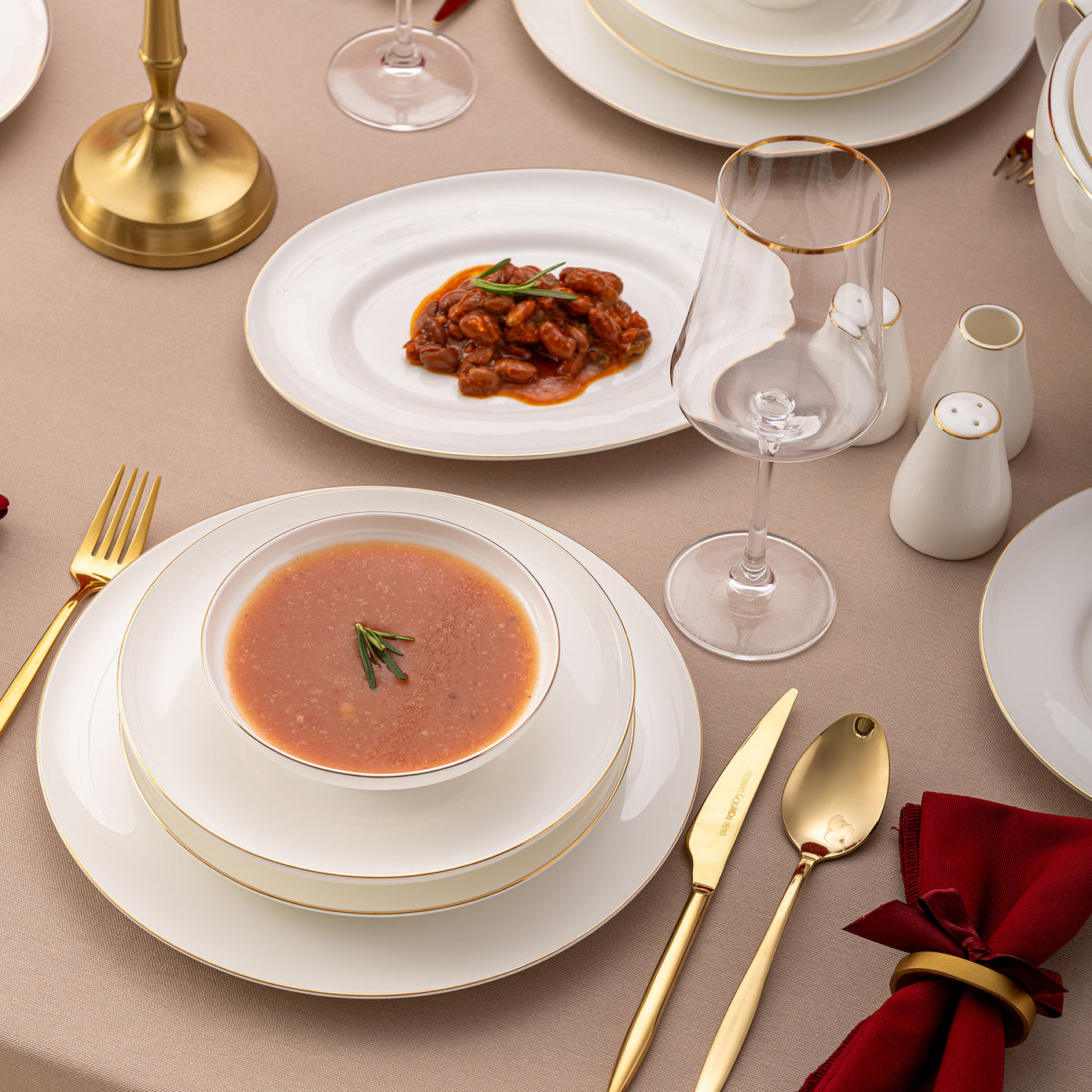 Emsan Alicia Fine Bone 60 Piece Round Dinner Set for 12 People Gold
