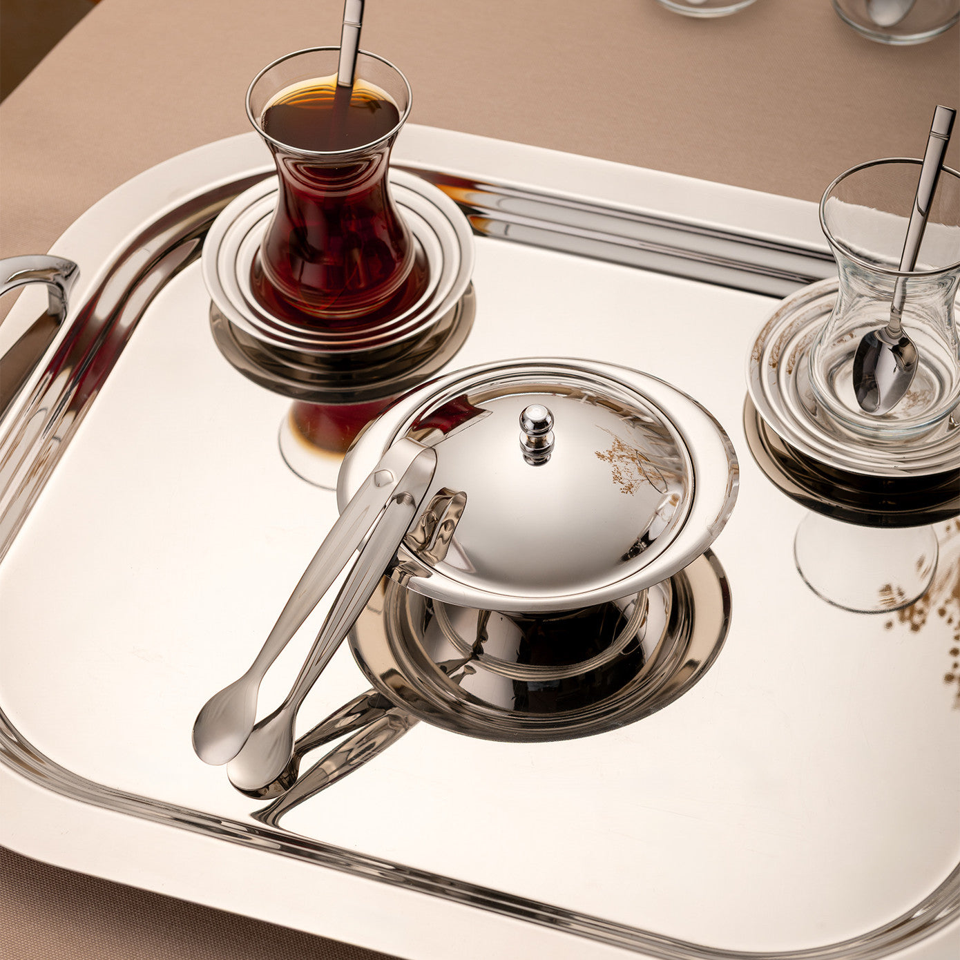 Ozgun 40 Piece Tea Set