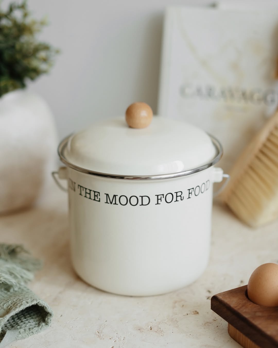 Mood Wooden Detailed Enamel Yogurt/Legume Jar
