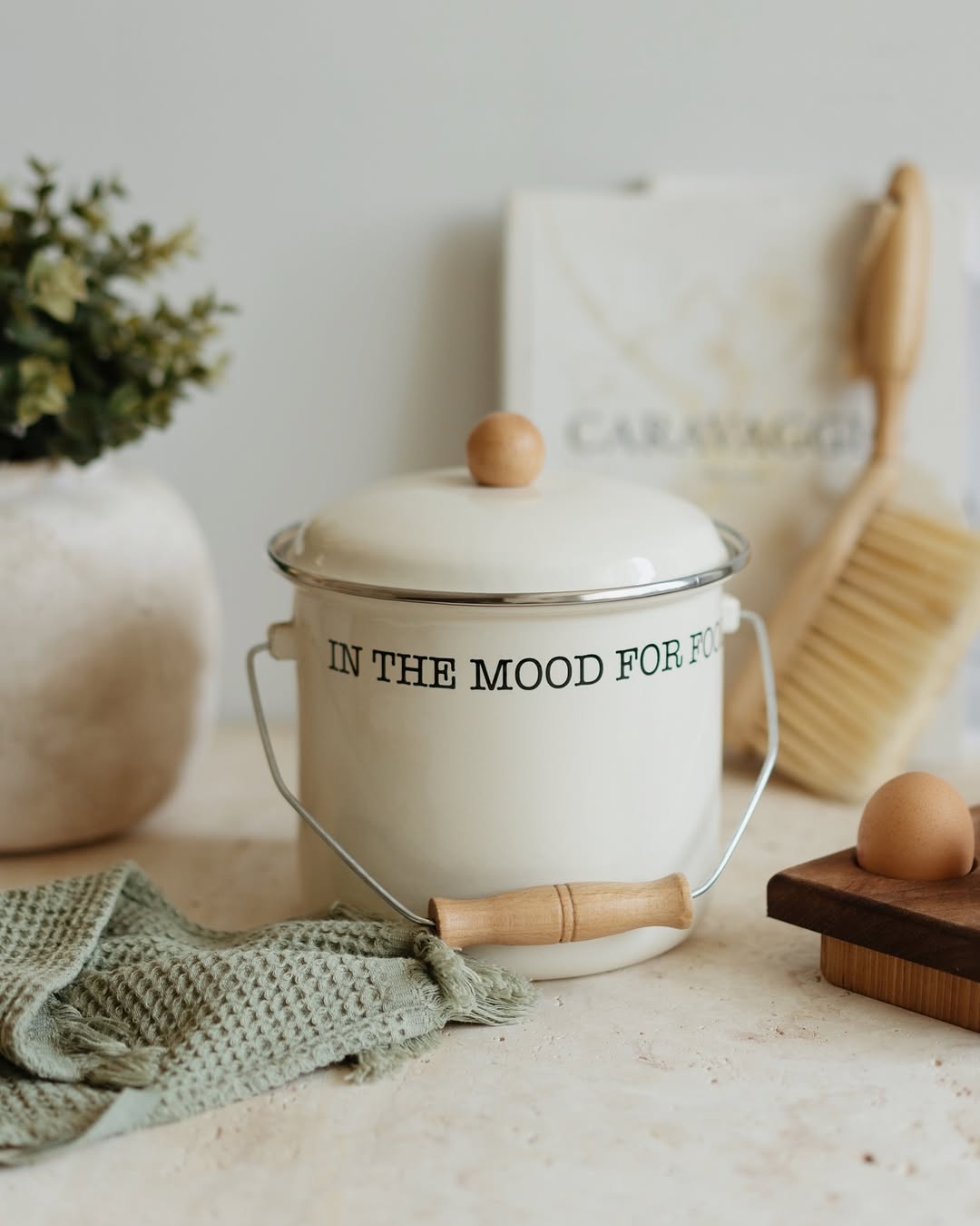 Mood Wooden Detailed Enamel Yogurt/Legume Jar