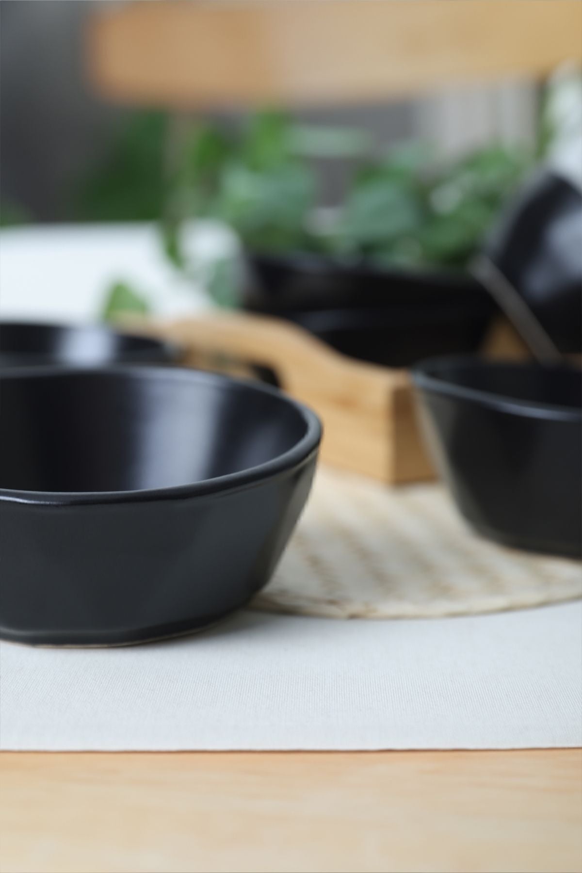 Matte Black Crystal Snack Bowl 12 cm 6 Pieces