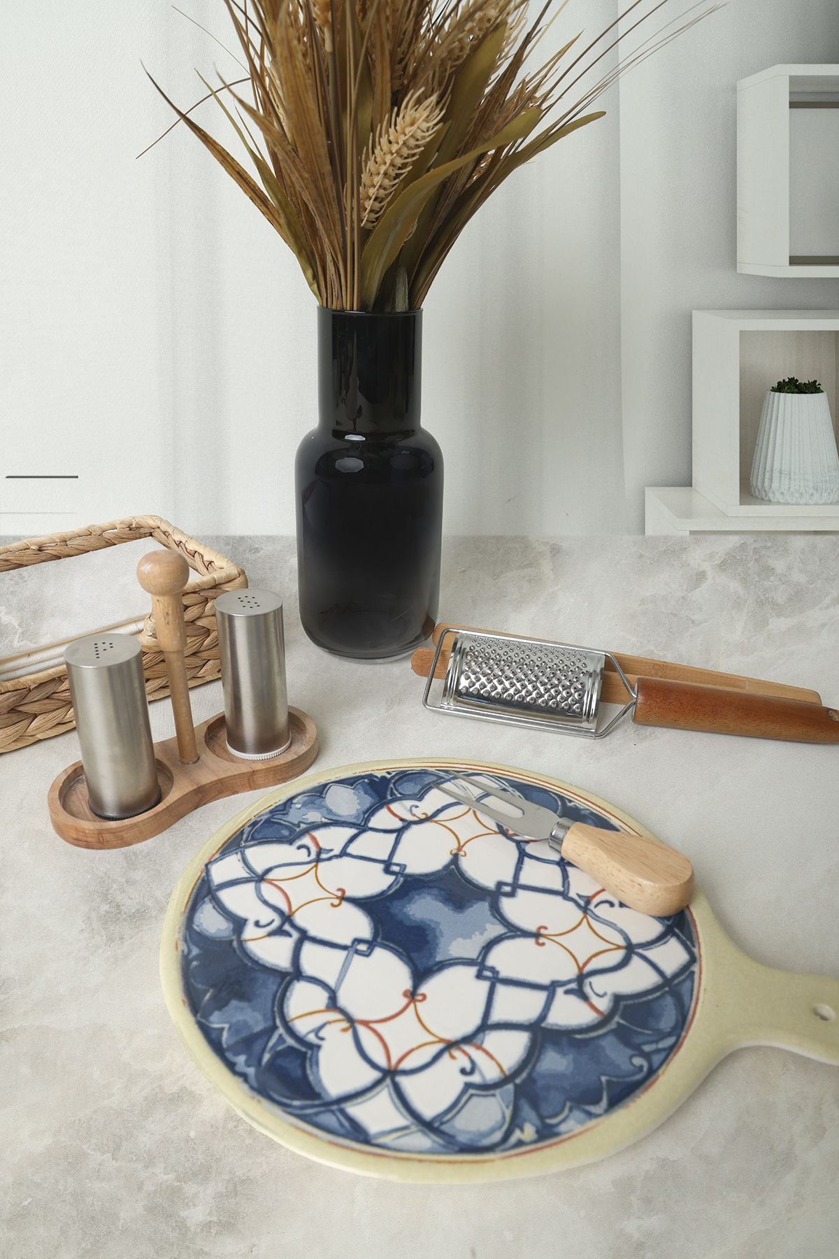 Wave Flow Cheese Presentation Plate 26 Cm