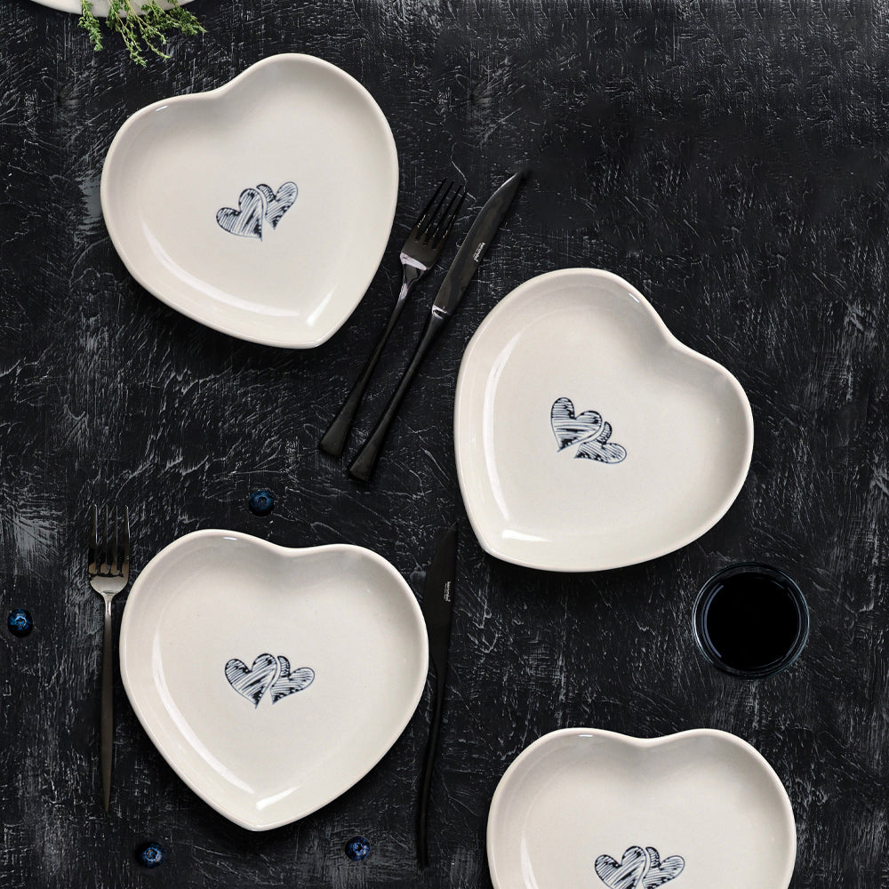 Amour Heart Cake Plate 4 Pieces 20 cm