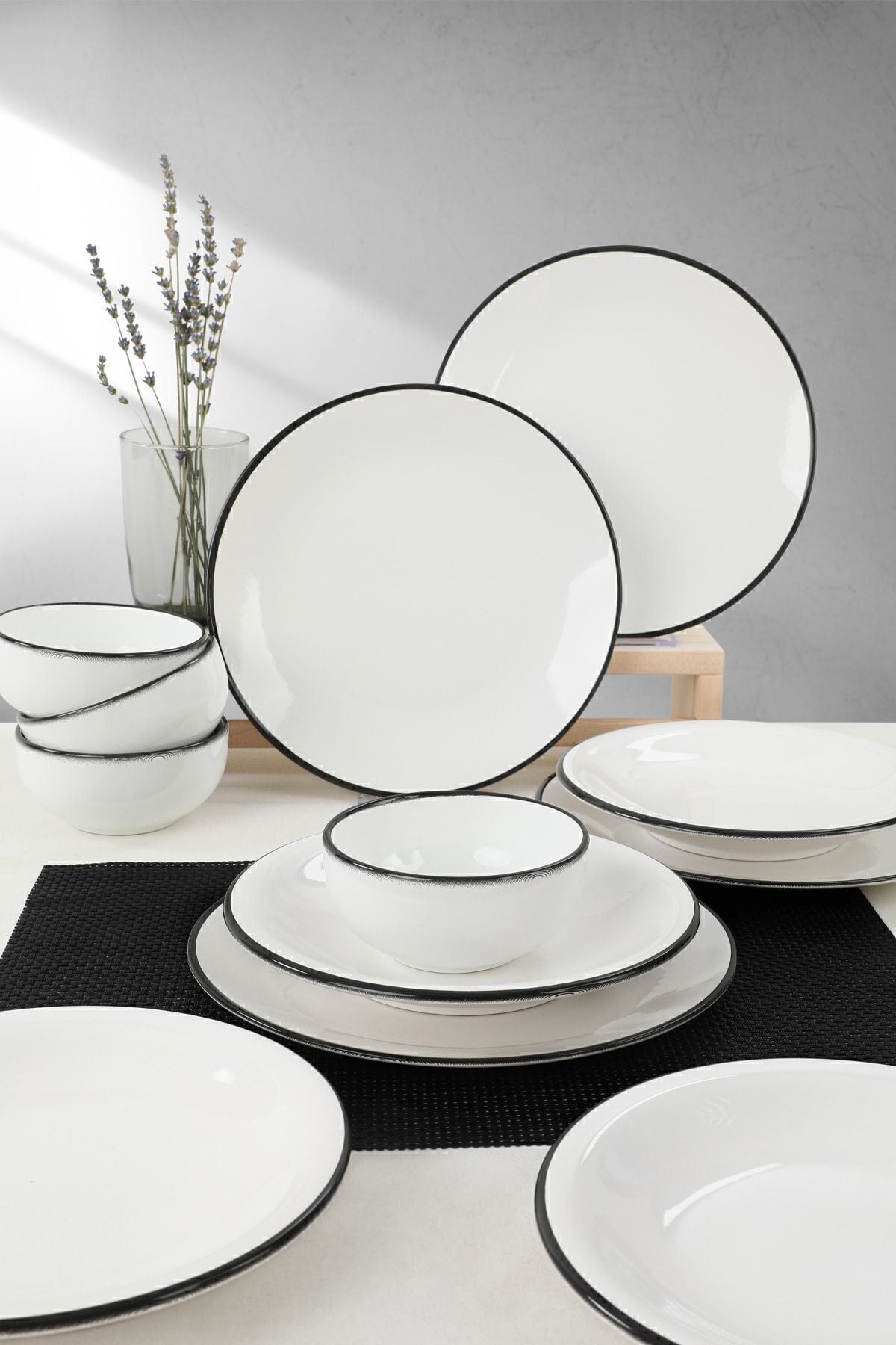 Simply 12-Piece Dinner Set for 4 People